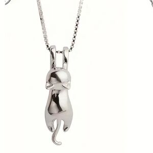 New 925 Sterling Silver Cat Hanging On  Pendant Necklace 8"